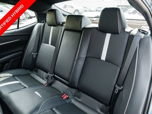 Used 2025 Toyota Camry SE FWD image 26