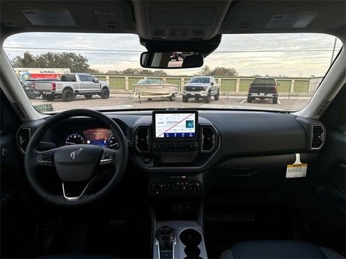 New 2024 Ford Bronco Sport Outer Banks w/ Tech Package image 17