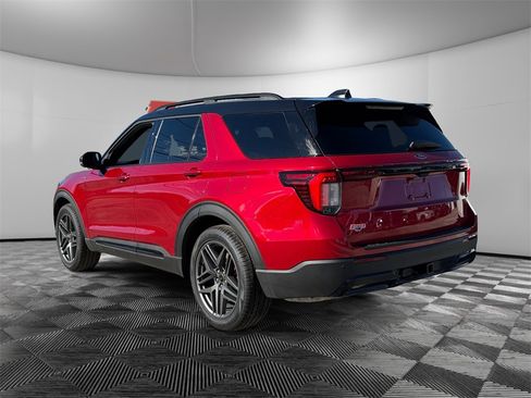 New 2025 Ford Explorer ST-Line w/ Premium Package image 3