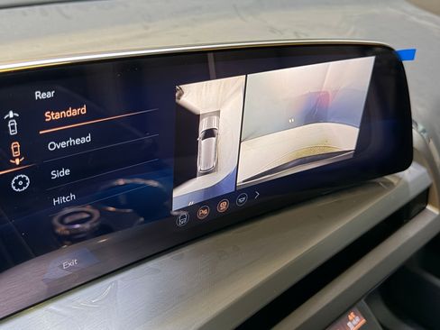 New 2026 Cadillac Vistiq Sport image 34