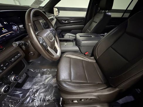 Used 2022 GMC Yukon XL Denali AWD/4WD image 23