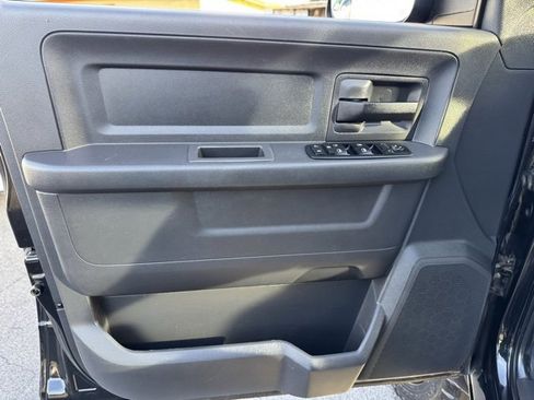 Used 2011 RAM 2500 ST w/ ST Popular Equipment Group image 10