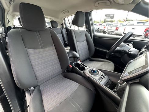 Used 2025 Nissan Leaf S FWD image 15