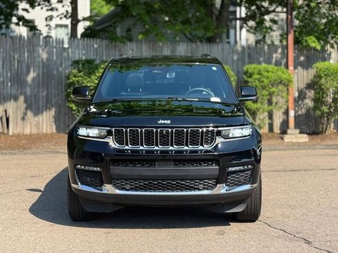 Used 2024 Jeep Grand Cherokee L Limited w/ Luxury Tech Group II AWD/4WD image 9