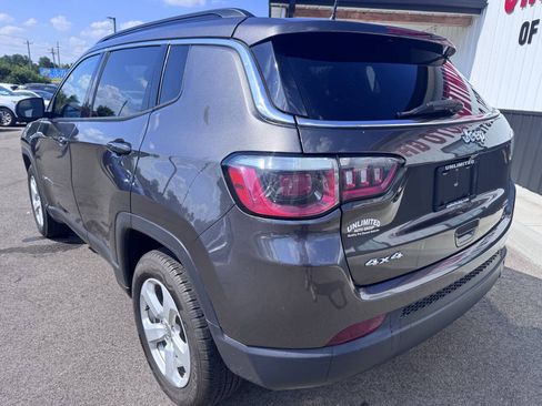 Used 2019 Jeep Compass Latitude AWD/4WD image 8