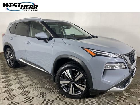 Used 2022 Nissan Rogue Platinum w/ Head-Up Display Package AWD/4WD image 1