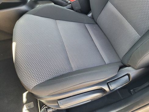 Used 2025 Kia Soul LX FWD image 10