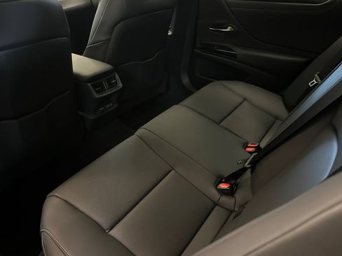 Certified 2025 Lexus ES 350 w/ Accessory Package (Z2) FWD image 12