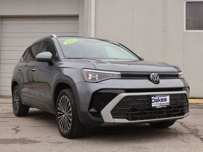 Used 2025 Volkswagen Taos SE