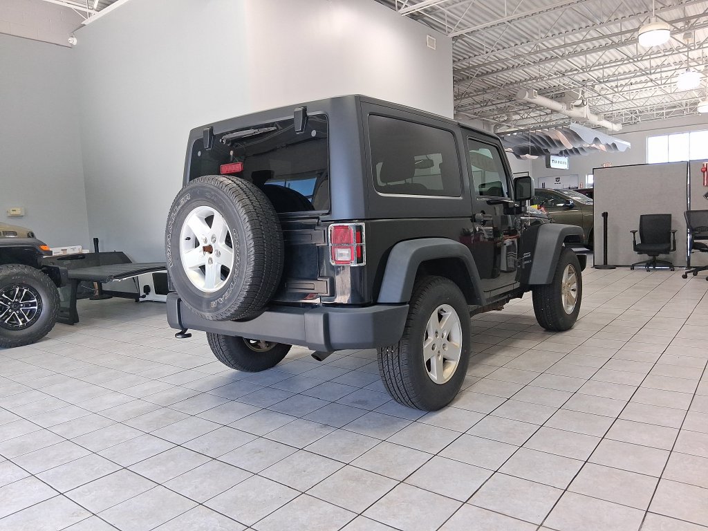 Used 2015 Jeep Wrangler Sport w/ Quick Order Package 24S AWD/4WD image 10