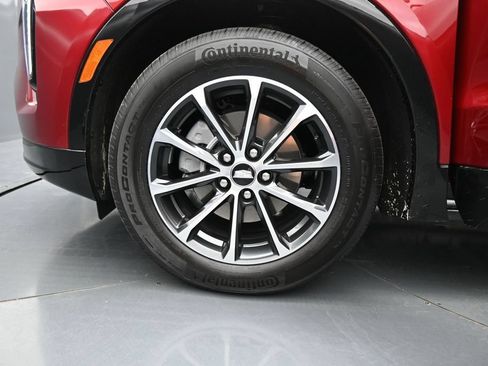 Used 2025 Cadillac XT4 Sport FWD image 29