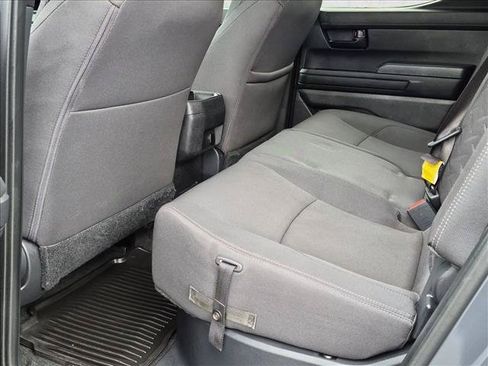 Used 2025 Toyota Tacoma SR5 AWD/4WD image 24