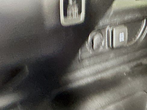 Used 2022 Jeep Grand Cherokee Limited 4xe image 30