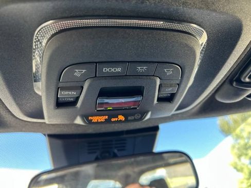 Used 2024 Toyota Corolla SE w/ SE Package FWD image 22