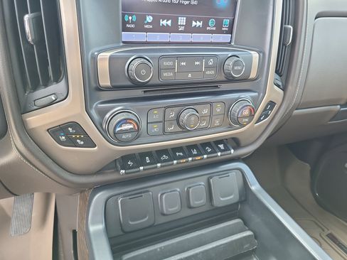 Used 2018 GMC Sierra 2500 Denali w/ Duramax Plus Package image 22