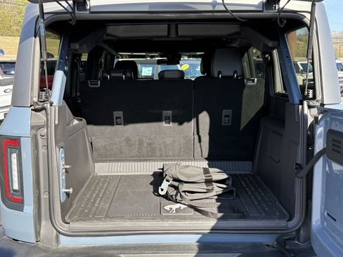 Used 2024 Ford Bronco Wildtrak image 13