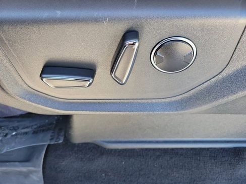 Certified 2022 Ford Expedition Max Limited image 25