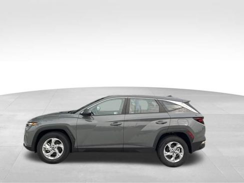 Used 2024 Hyundai Tucson SE AWD/4WD image 4