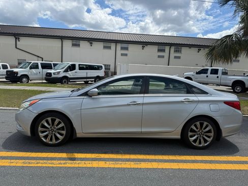 Used 2011 Hyundai Sonata SE FWD image 5