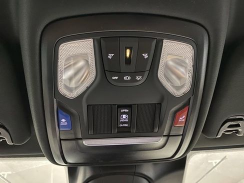 New 2025 RAM 2500 Big Horn image 28