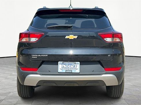 Used 2023 Chevrolet TrailBlazer LT w/ Convenience Package image 4
