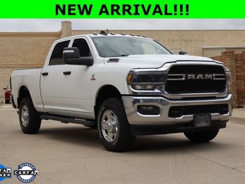 Used 2024 RAM 2500 Tradesman w/ Chrome Appearance Group AWD/4WD image 1