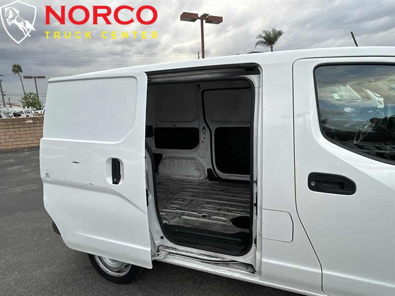 Used 2021 Nissan NV200 S w/ Back Door Glass Package FWD image 10