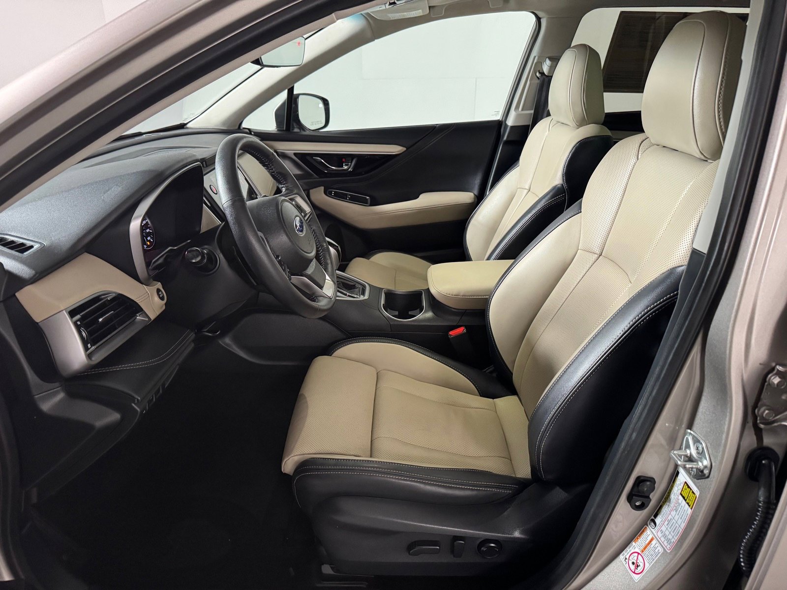 Used 2020 Subaru Outback Limited w/ Popular Package #2 AWD/4WD image 16