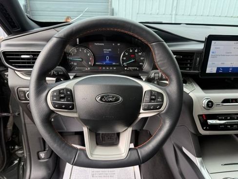 Used 2024 Ford Explorer Timberline w/ Timberline Technology Package AWD/4WD image 15