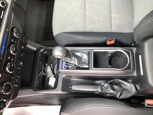 Certified 2023 Toyota Tacoma TRD Off-Road AWD/4WD image 18