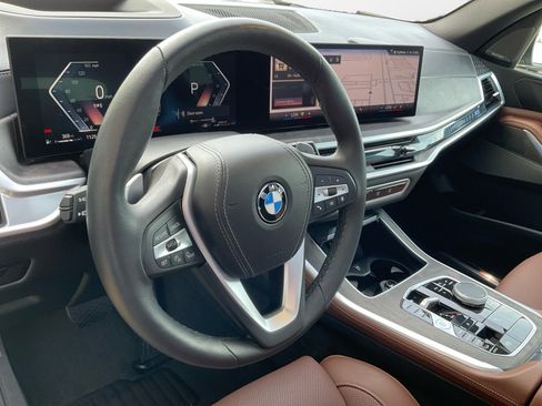 Certified 2025 BMW X5 xDrive40i w/ Premium Package image 10