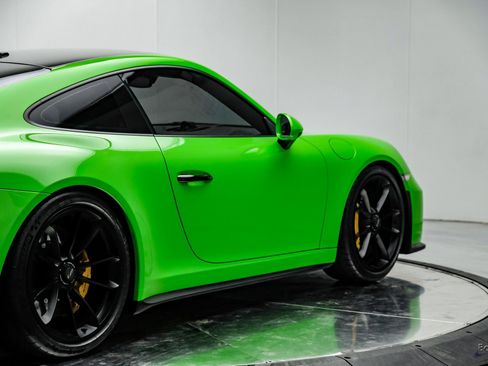 Used 2018 Porsche 911 GT3 image 20
