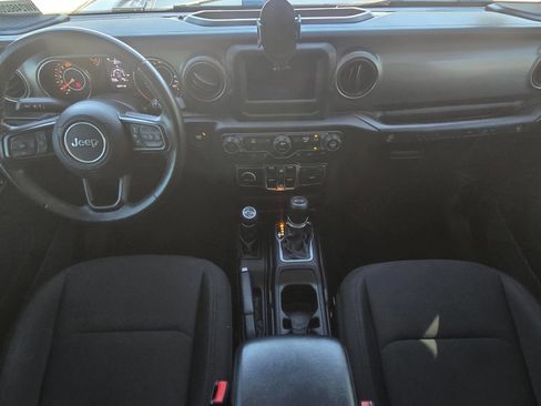 Used 2022 Jeep Wrangler Unlimited Sport AWD/4WD image 8