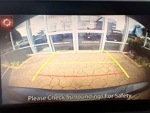 Used 2017 MAZDA MAZDA3 Touring FWD image 19