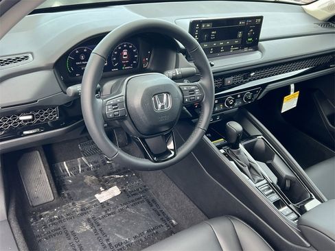 New 2025 Honda Accord EX-L image 16