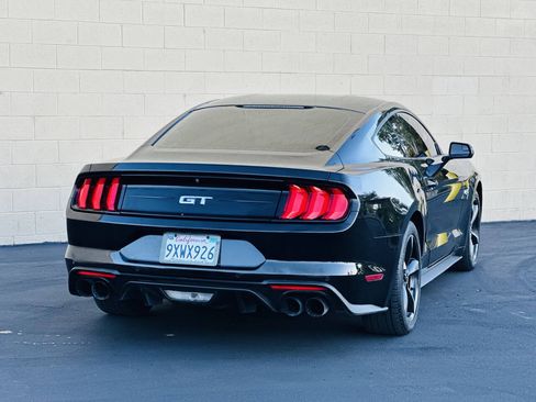 Used 2018 Ford Mustang GT RWD image 6