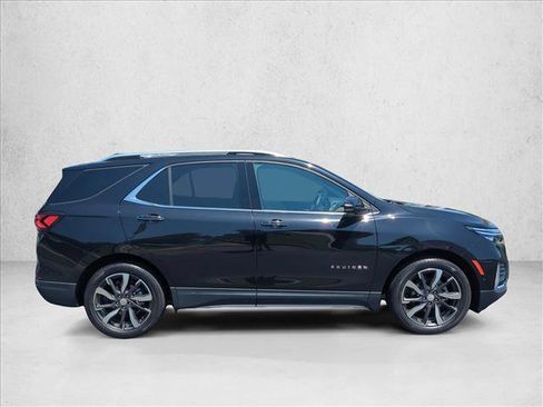Used 2022 Chevrolet Equinox Premier FWD image 4