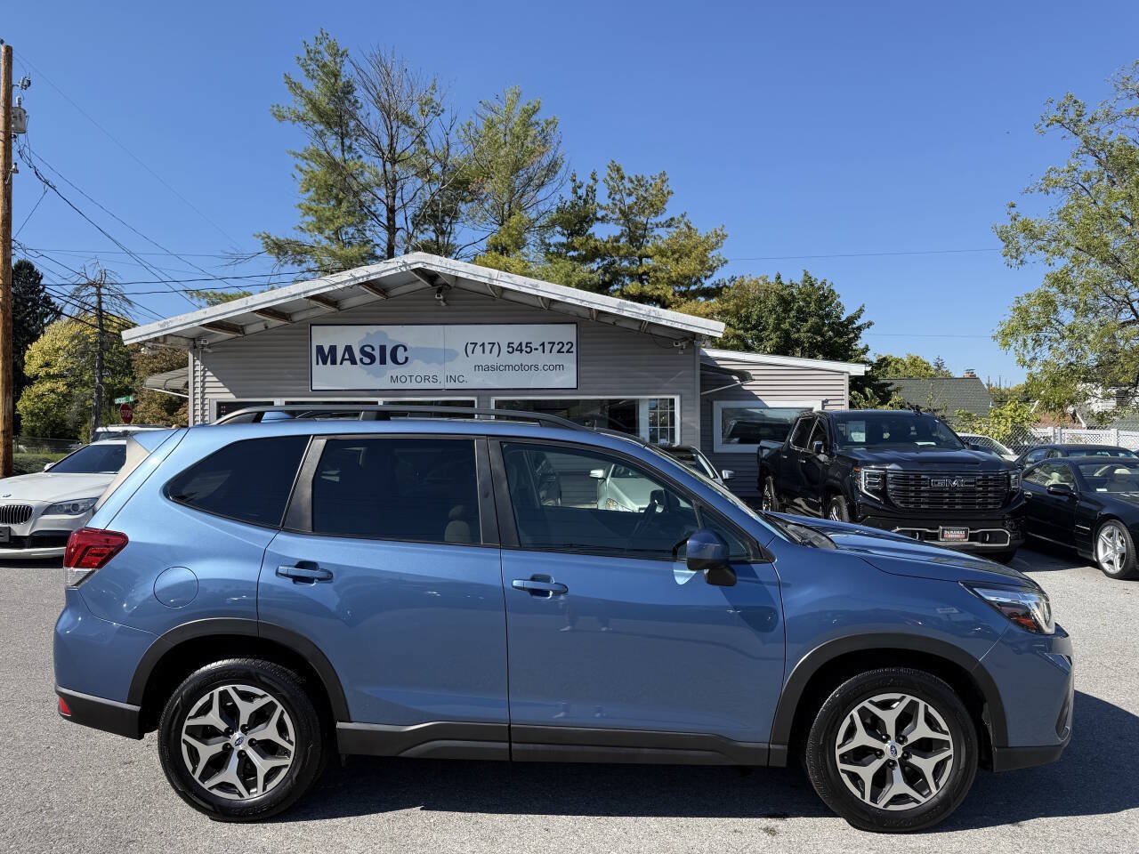 Used 2019 Subaru Forester Premium w/ All-Weather Package AWD/4WD image 2