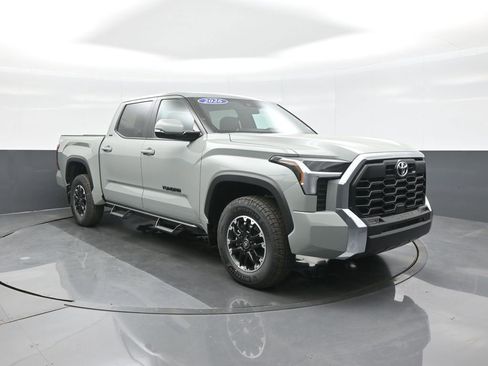 New 2026 Toyota Tundra SR5 AWD/4WD image 1