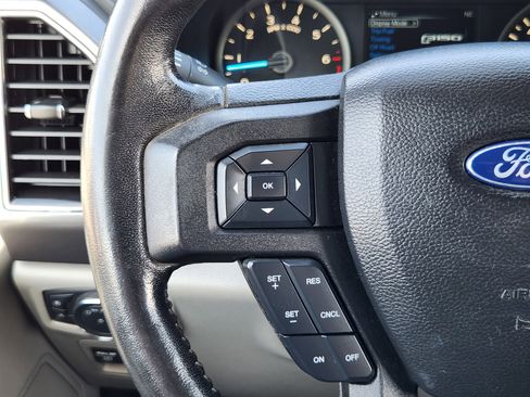 Used 2019 Ford F150 XLT w/ Equipment Group 302A Luxury image 19