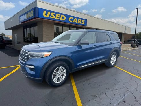 Used 2023 Ford Explorer XLT w/ Equipment Group 202A AWD/4WD image 1