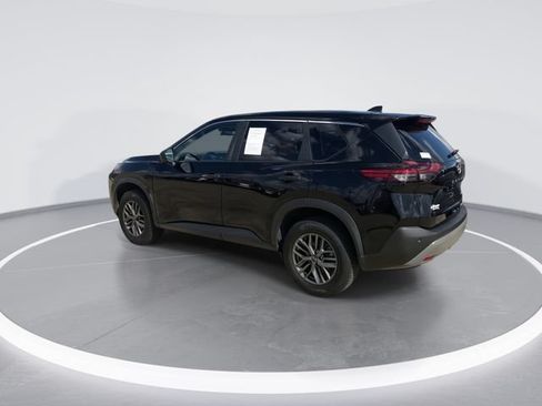 Used 2023 Nissan Rogue S AWD/4WD image 6