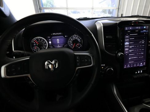Used 2025 RAM 1500 Big Horn AWD/4WD image 19