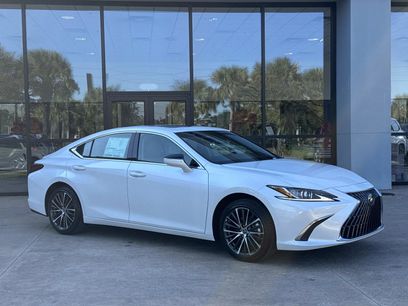 New 2025 Lexus ES 350 w/ Premium Package