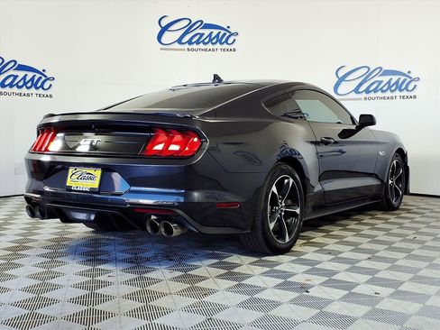 Used 2022 Ford Mustang GT w/ Equipment Group 301A image 6