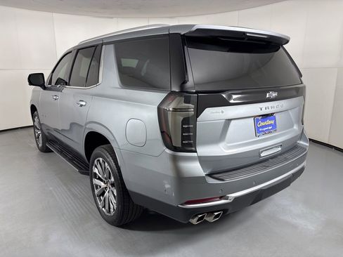 Used 2025 Chevrolet Tahoe High Country AWD/4WD image 7