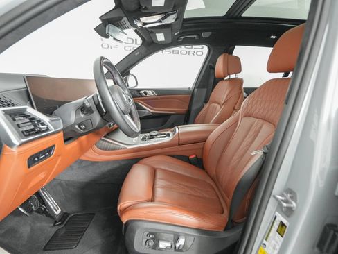Used 2024 BMW X7 M60i w/ Executive Package AWD/4WD image 9