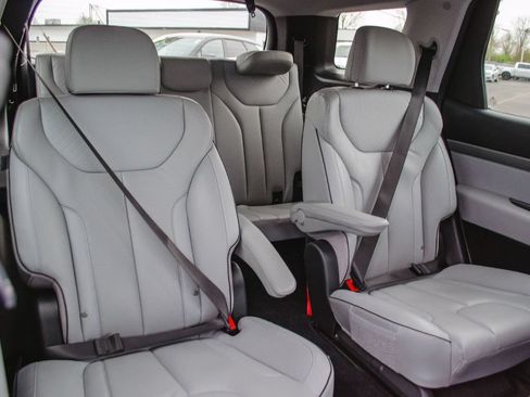 Used 2023 Hyundai Palisade SEL AWD/4WD image 35