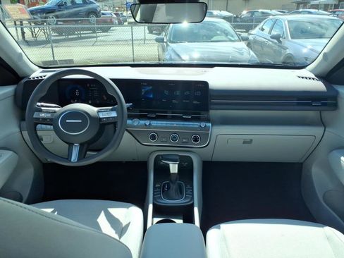 New 2026 Hyundai Kona SE AWD/4WD image 7