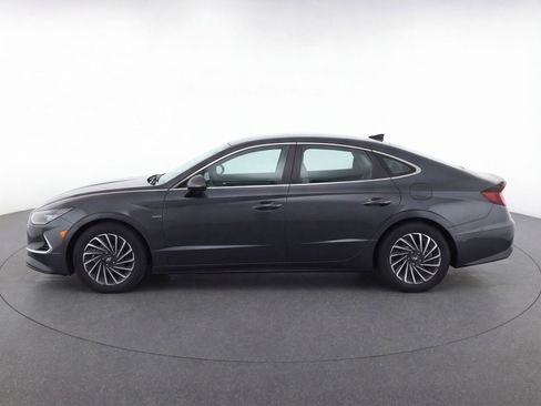 Used 2024 Hyundai Sonata SEL FWD image 3